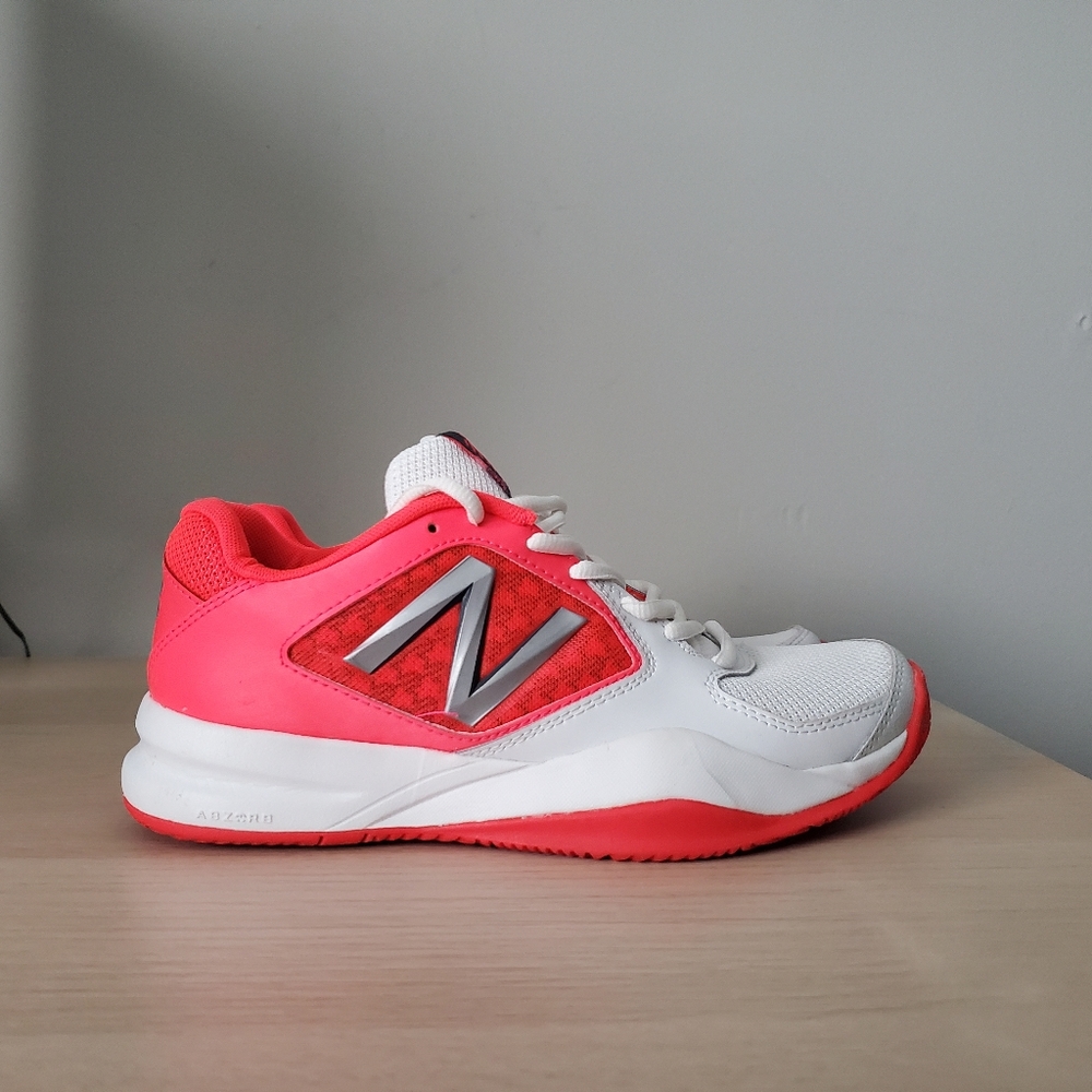 New Balance 696 Women's Size 7